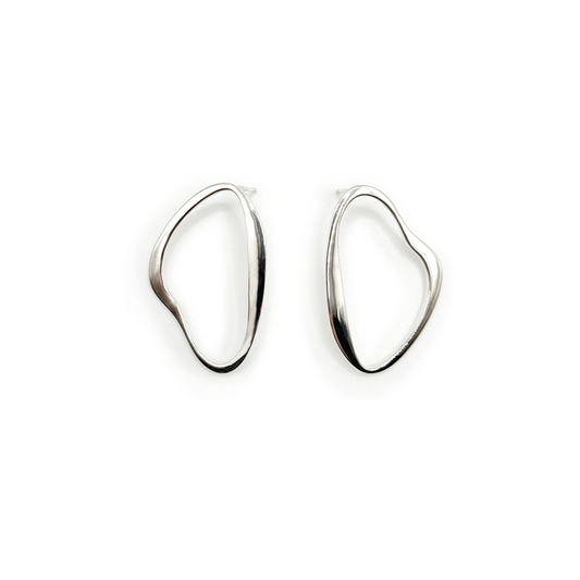 Ripple sash pierced earrings Rhodium-coat